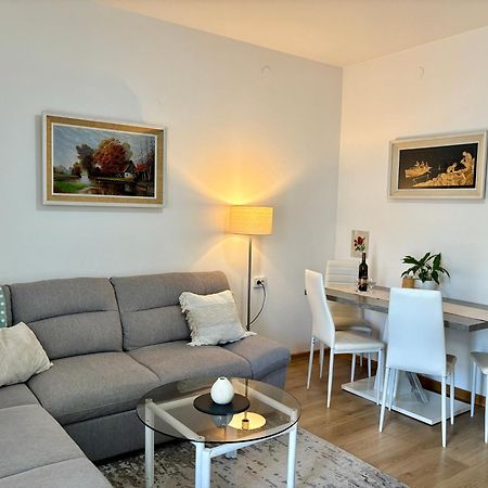Apartment "Gabrijela" PUY 외부 사진
